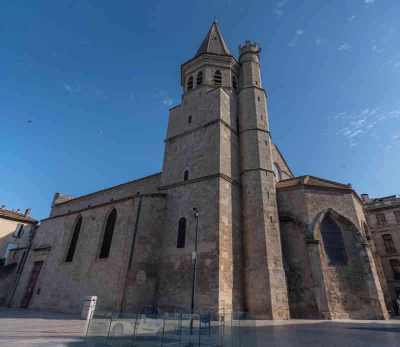 Francia - Béziers 026 - iglesia de La Madeleine.jpg